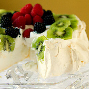 A kiwi favourite, the Pavalova